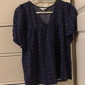 Short sleeve blouse - loose fitting and swingy